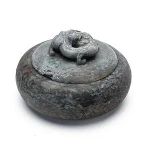 CHINESE ARCHAISTIC CARVED HARDSTONE CIRCULAR BOX