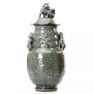 CHINESE CELADON BALUSTER COVERED VASE