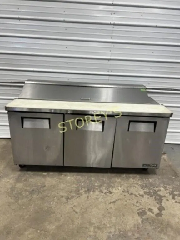 True 6' Ref. Prep Table on Wheels