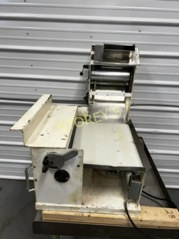 L & M Dbl Pass Thru Dough Sheeter - 20"