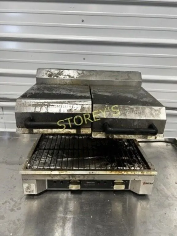 Omcan Dbl Sandwich Press Grill - 220v