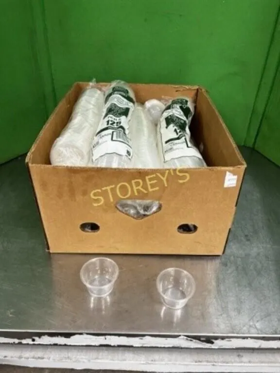 2 Boxes of Takeout Bowls & Lids