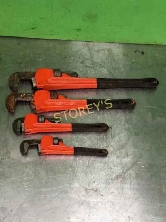 Set of 4 Pipe Wrenches