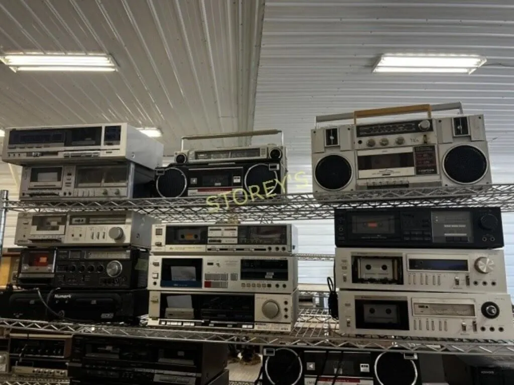 2 Shelves; Ghetto Blasters, CD Players, Receivers,