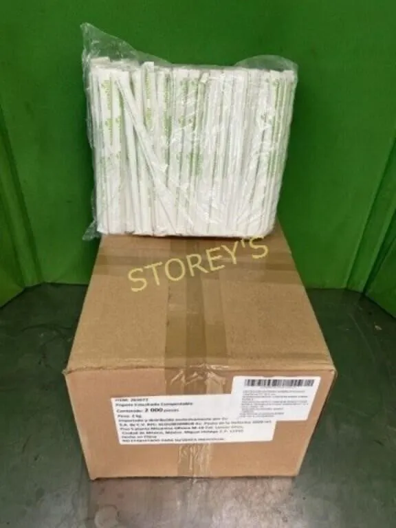 Box of New 8" Straws - 2000/Box