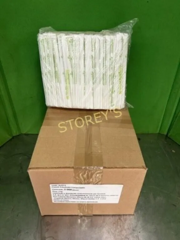 Box of New 8" Straws - 2000/Box