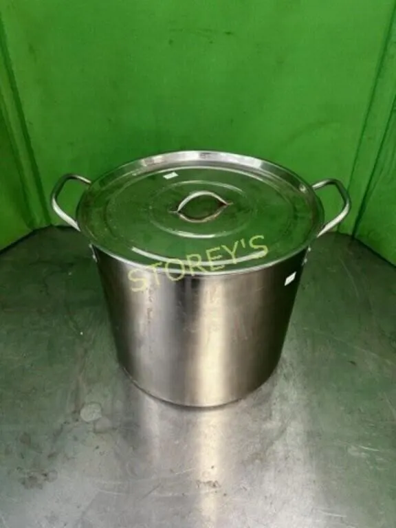 S/S Stock Pot w/ Lid ~13 x 11