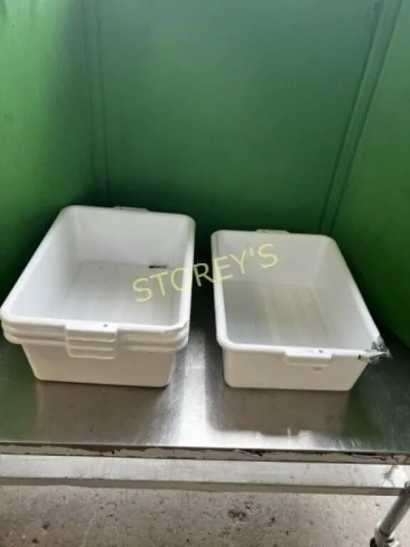 4 White Bus Bins