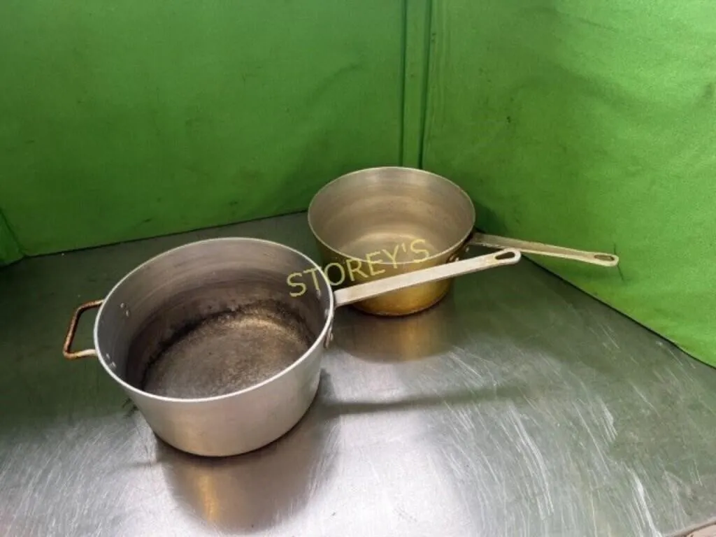 2 Alumin Sauce Pots