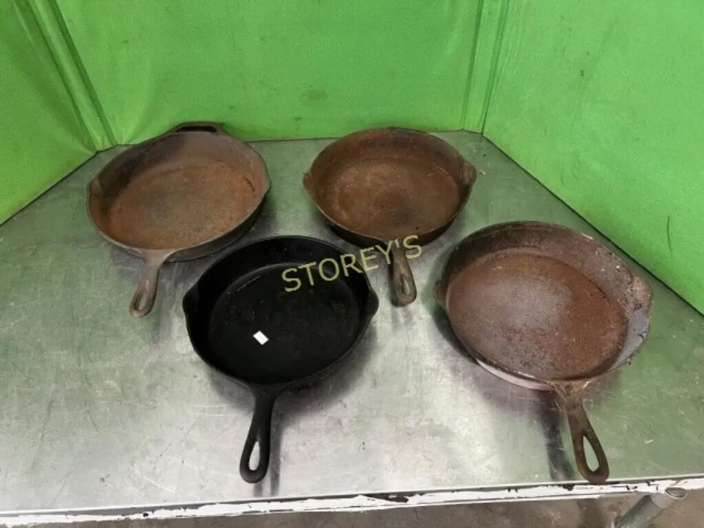 4 Cast Iron Frying Pans