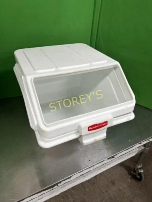 Rubbermaid Ingredient Bin ~20 x 20 x 12