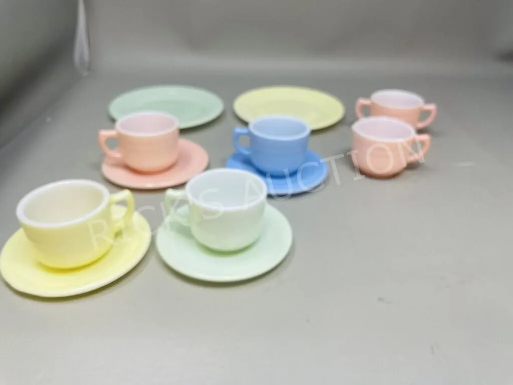12 pcs vintage hazel Atlas demi-tasse set
