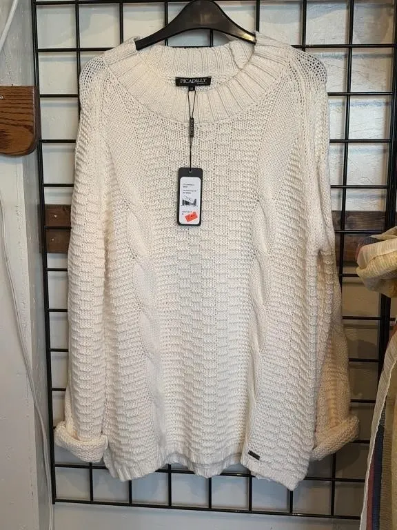 M Picadilly off white cable-knit pullover