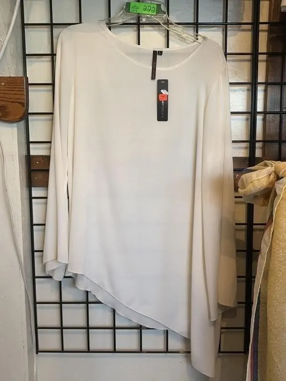 L Kay Celine elegant off-white long-sleeve top