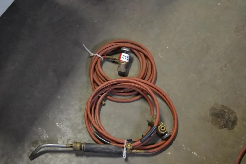 Turbo torch w tips & regulators