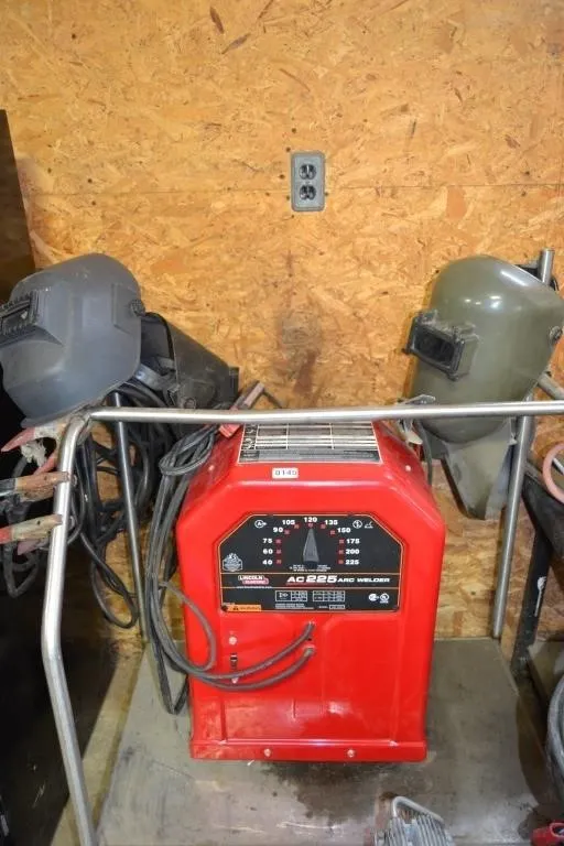 225 arc welder, with two mask sheilds