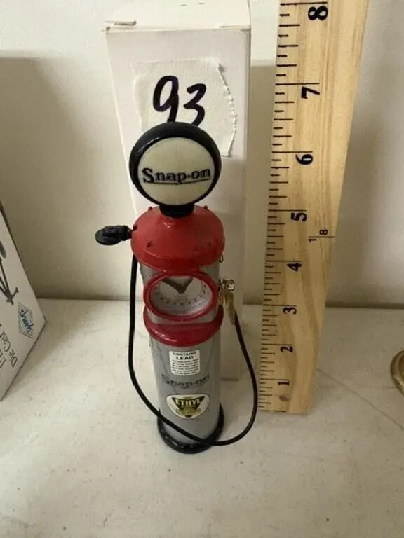SNAP ON GAS PUMP