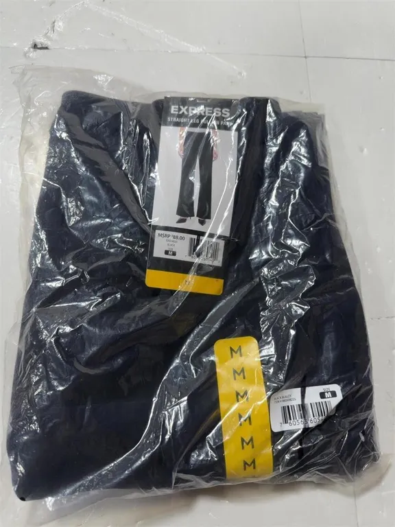 Express Straight Leg Pull On Pant Black Size M
