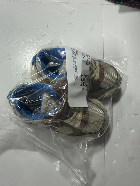 Carters Toddler Boys Athletic Sneakers Size 6