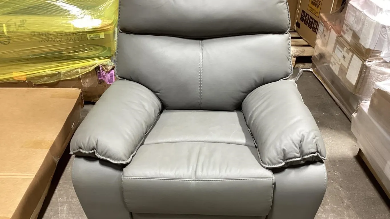 Society Den Murray Motion Recliner Chair