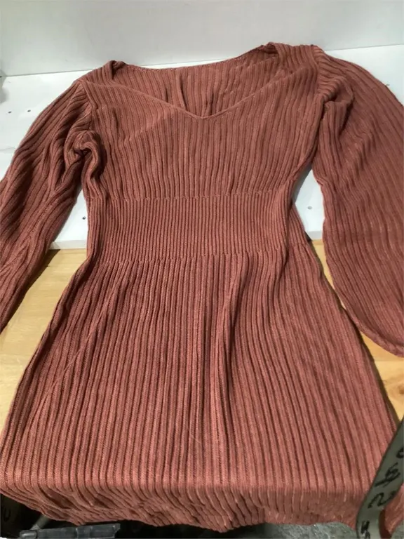 Womens Ribbed Knit V-Neck Sweater Dress Rust...