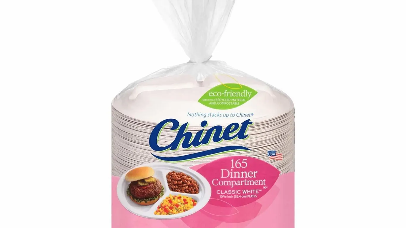 Chinet 10-38 Compartment Dinner Plates 165ct