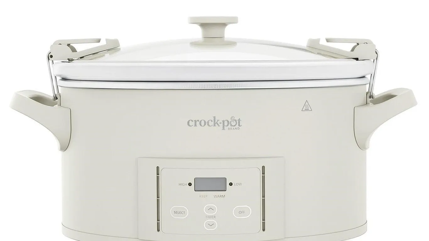 Crock-Pot 990453673 Design Series 7-Qt Slow Cooker