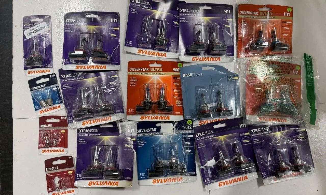 Mixed Lot Of Sylvania Automotive Bulbs