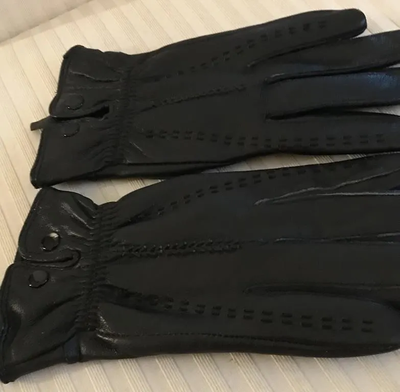 NEW Women’s Genuine Leather Gloves Sz. M