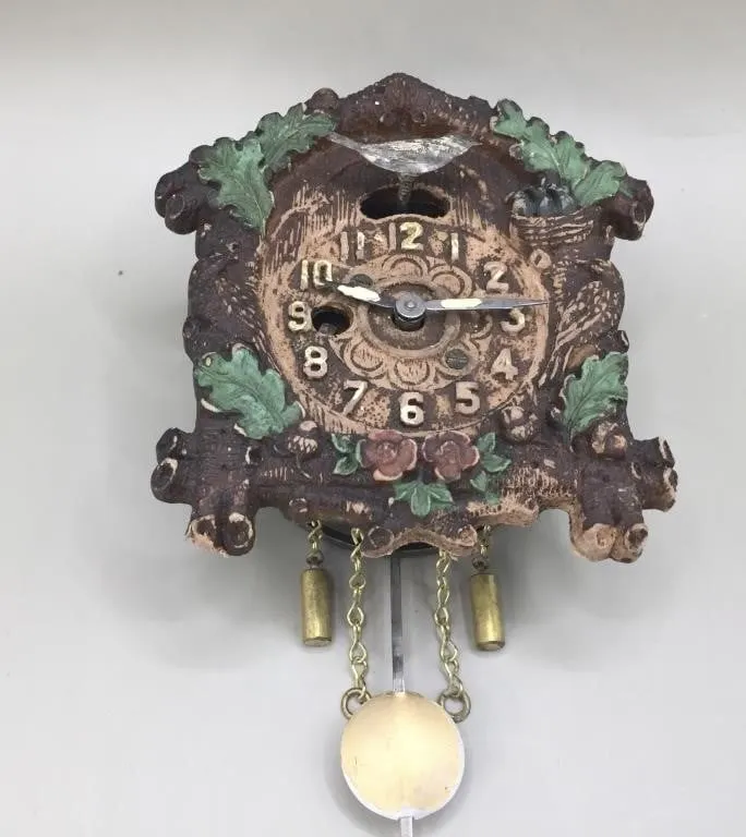 Vintage 1930s Keebler Bird Nest Pendulette Clock
