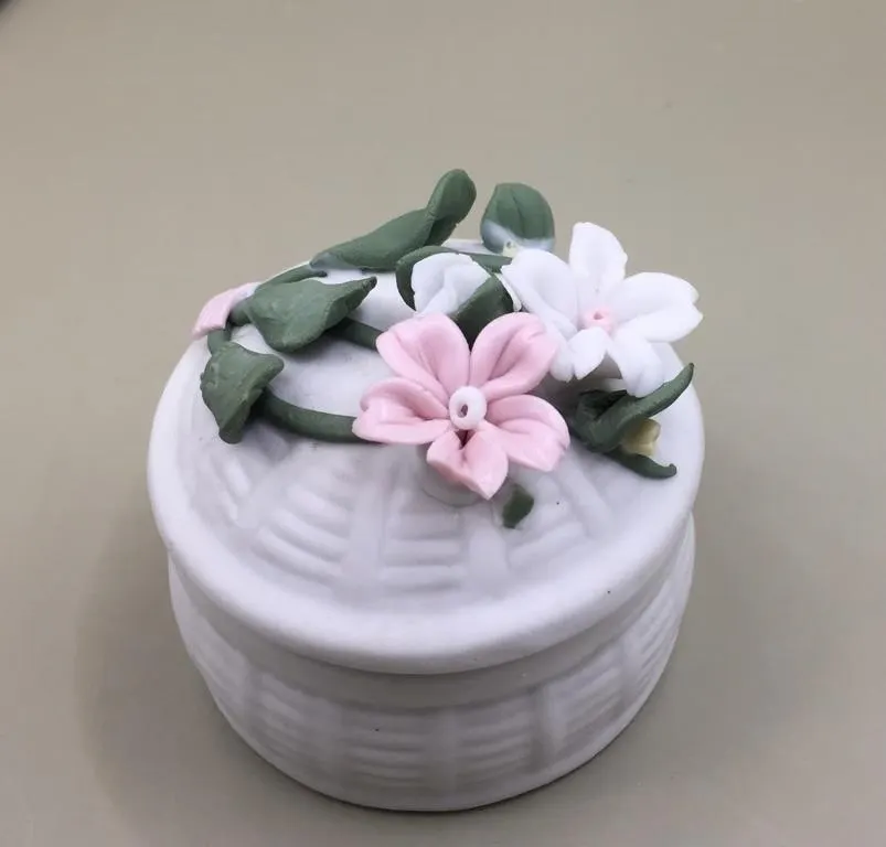 Tiny Vtg. Porcelain Floral Decorated Trinket Box