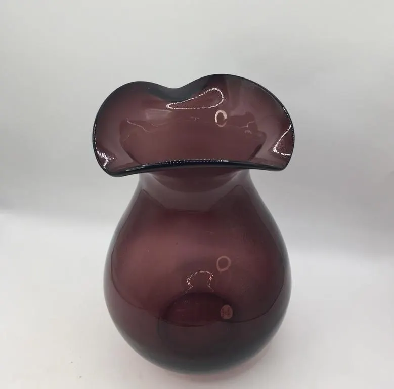 Vintage 8� Dark Rose Coloured Glass Vase