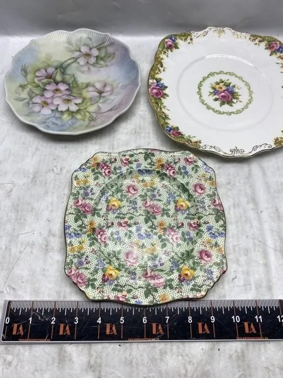 Set of 3 Floral Decorative Plates