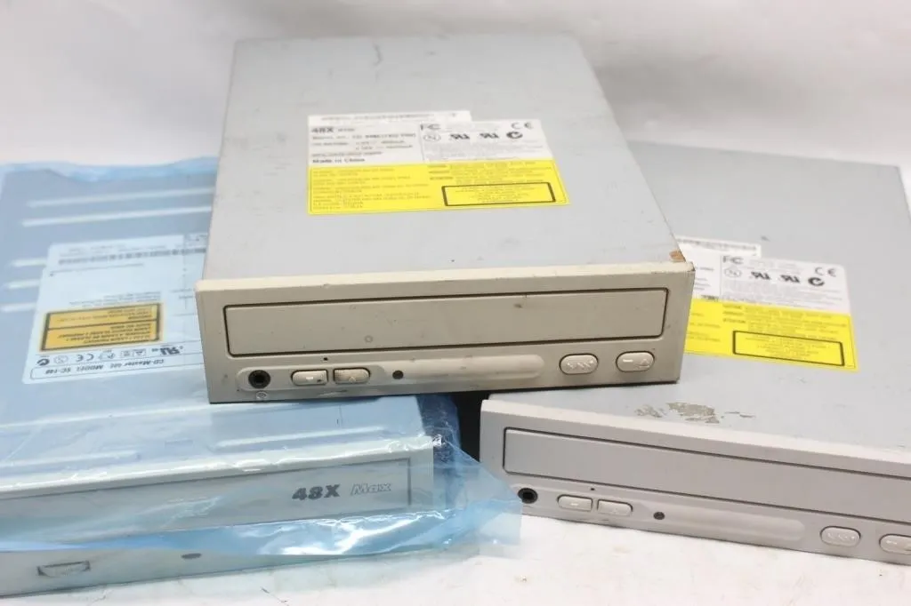 Vintage Internal CD-ROM Drives Lot