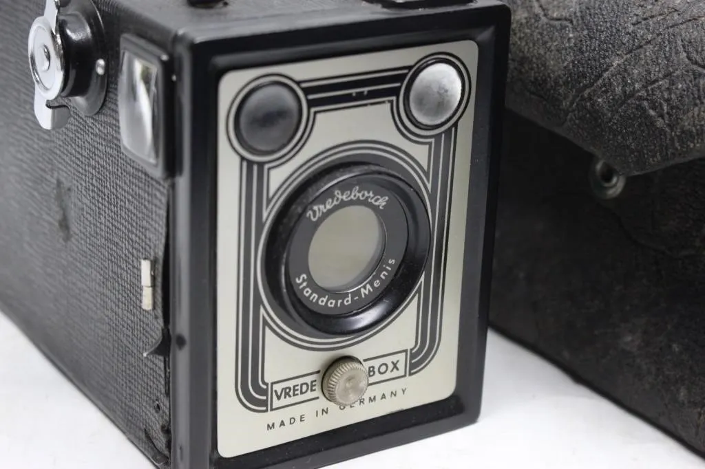 Vredeborch Vrede-Box Camera with Leather Case