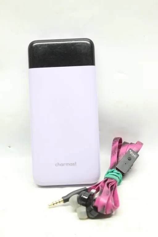 Charmast power bank with iHip pink earbuds