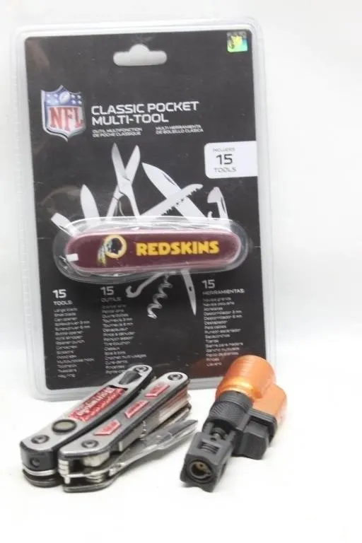 NFL Redskins Multi-Tool & Flashlight Set