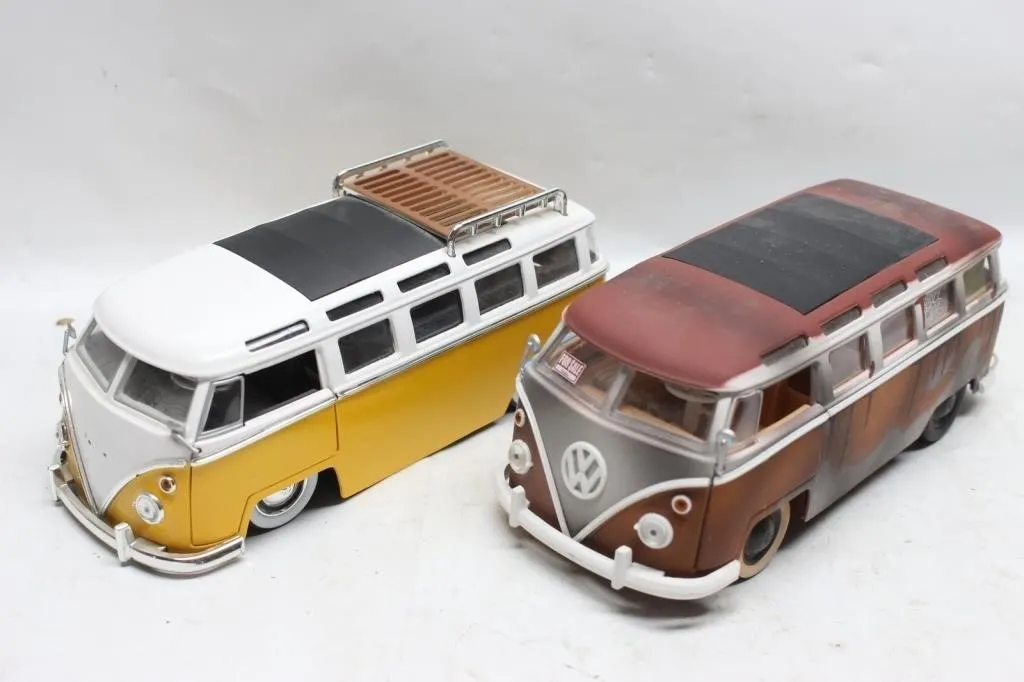 Two 1/24 Scale Diecast VW Volkswagen Bus Models
