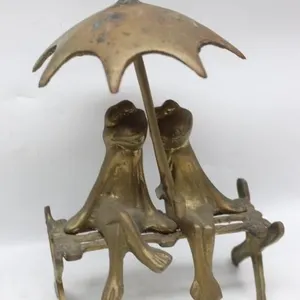 Frog Bench Umbrella Figurine & Idaho Plate