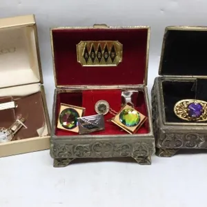 Vintage Cufflinks, Tie Clips & Jewelry Boxes