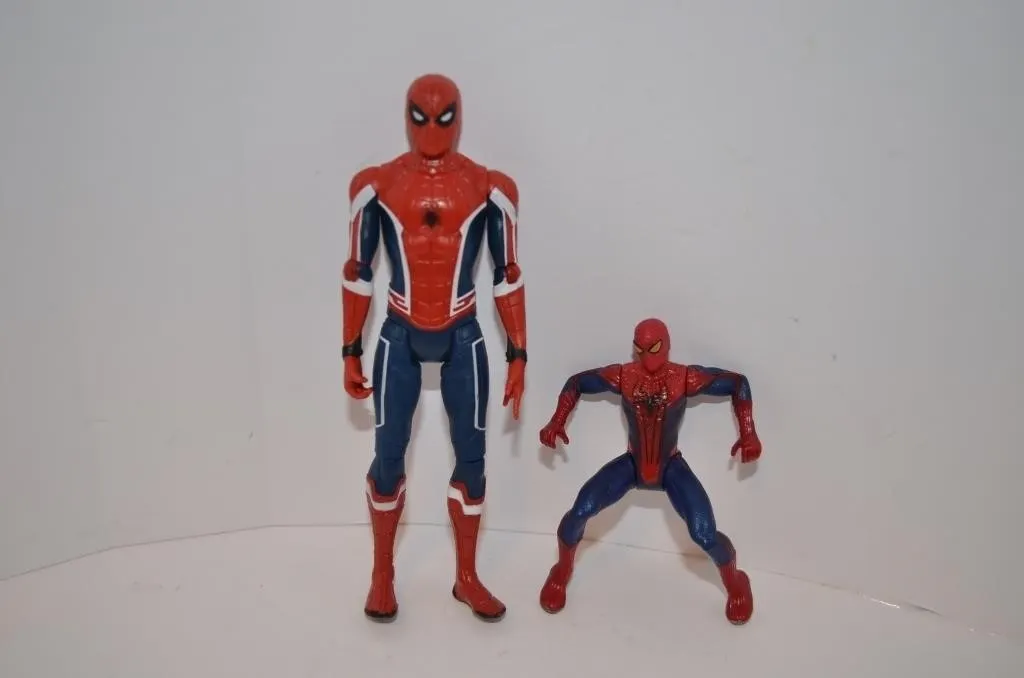 Hasbro Spider-Man: Far from Home Ultimate Crawler