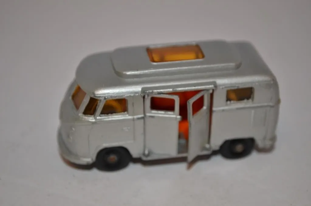 Matchbox Lesney No. 34c Volkswagen Camper die-cast