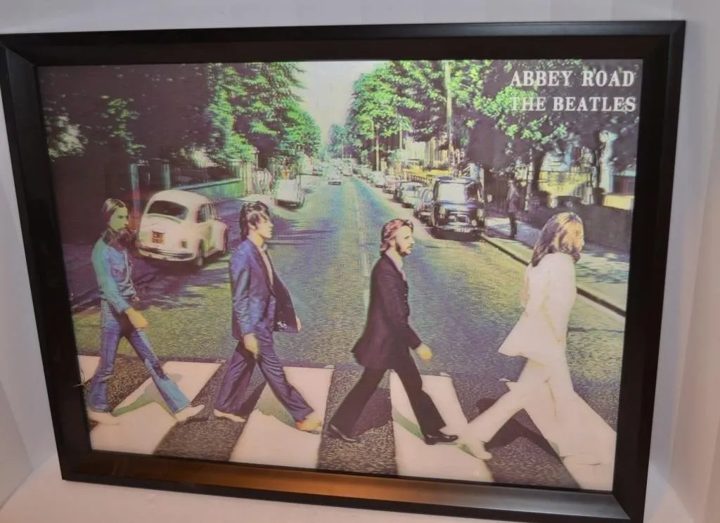 Framed 3D lenticular wall art print of The