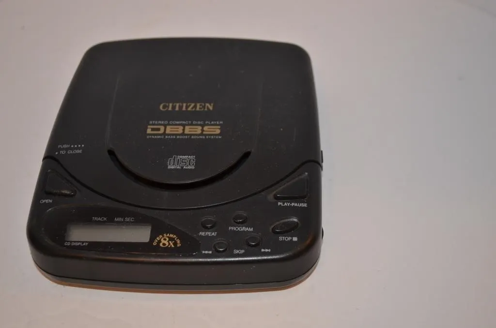 Vintage Citizen portable stereo compact disc