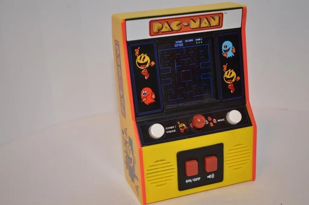 Bandai/Namco Pac-man Handheld Mini Arcade Retro