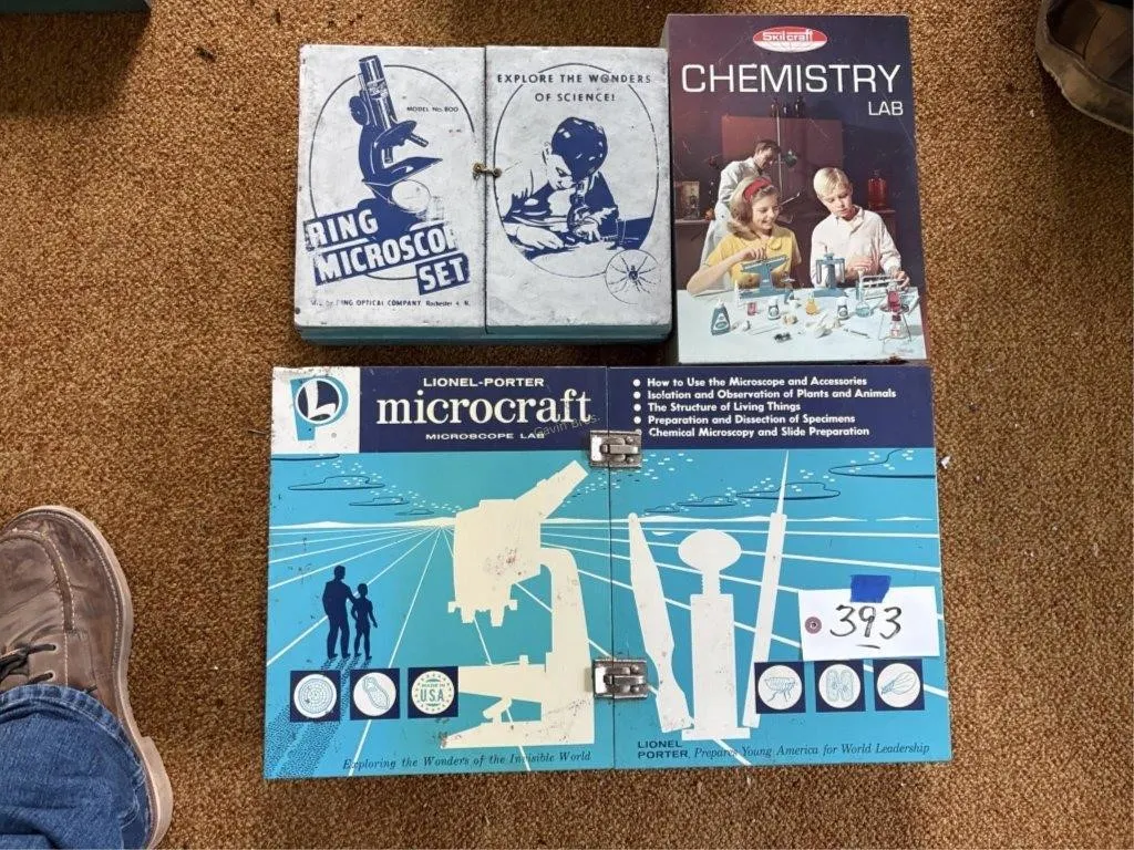 Lionel & Skilcraft Chemistry labs