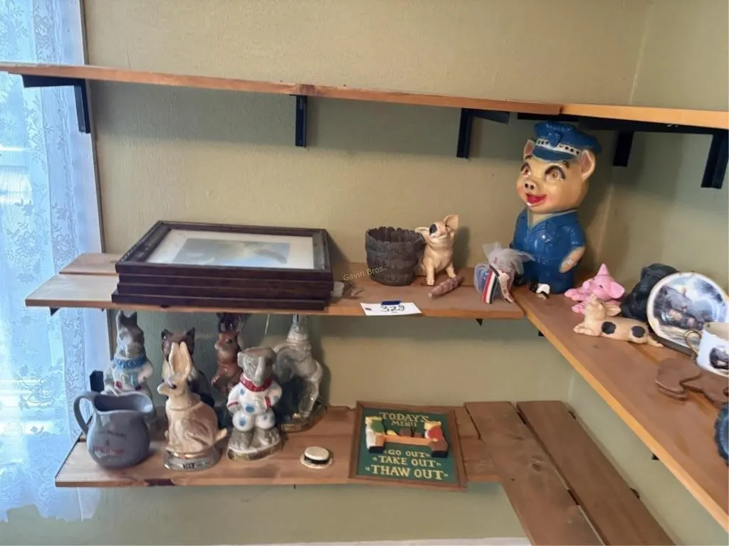 Jim Beam Decanters, Pig D�cor etc