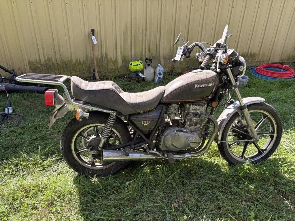 Kawasaki LTD 440 Motorcycle