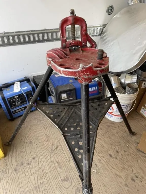 Ridgid No. 40A Tri Stand