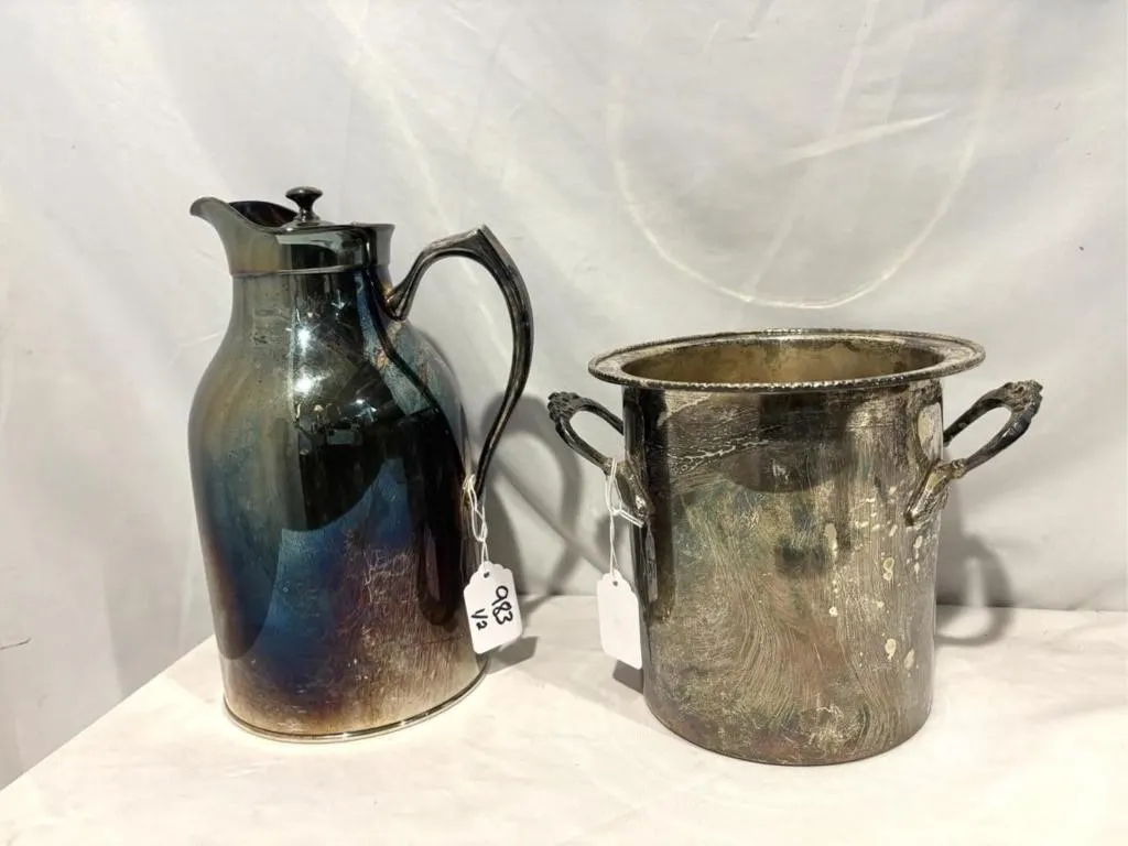 Victorian Plate silver-plated pitcher with lid and